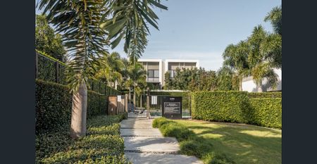 A New Standard of Suburban Sophistication - Photo 4