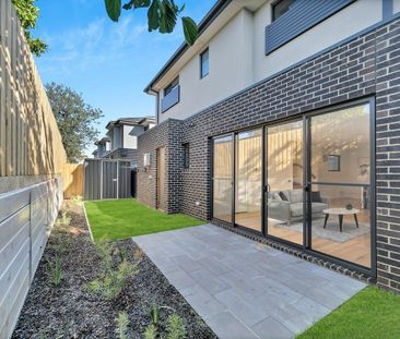 Luxury Executive Residence for Lease - Photo 4