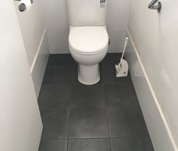 7-bedroom shared house, Charles Street - Photo 1