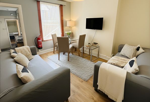 4 Bed Student Accommodation - Photo 1