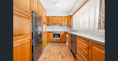 Charming Family Home in Heathcote - Photo 4