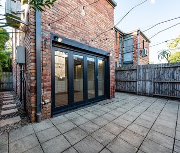 1/30 Ormond Road, Ascot Vale VIC 3032 - Photo 1