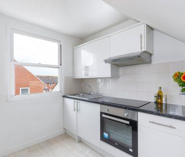 Studio Flat, College Road, BN2 - Photo 5