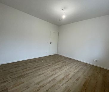 *moderne und renovierte Balkonwohnung in guter Lage* - Foto 1