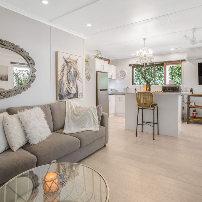 Charming Fully Furnished Villa! - Photo 1