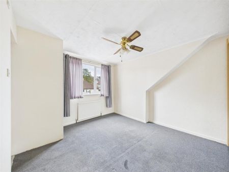 3 bedroom flat to rent - Photo 5