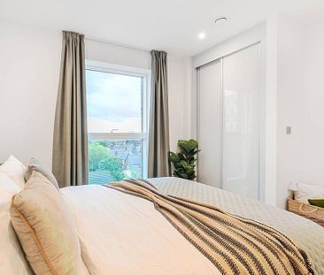 2 bedroom flat to rent - Photo 4