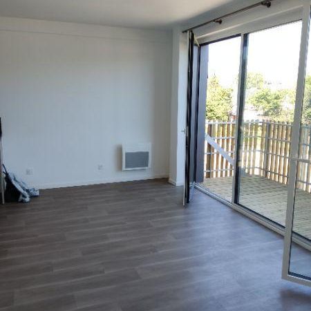 NOUVEAUTÉ A SAINT-ERBLON - Dans petite résidence en impasse et en centre-bourg, appartement réc... - Photo 1