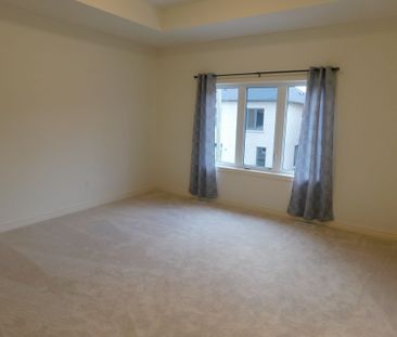 For Lease - 18 Conarty Crescent, Whitby, Ontario - Photo 3