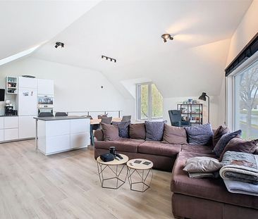 GERENOVEERDE WONING MET ZICHT OP DE VAART! - Photo 1