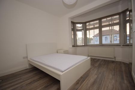 1 bedroom house of multiple occupation to rent - Photo 4