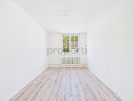 Charmante 4.5-Zimmer-Wohnung mit erstklassiger Lage in Zwingen, Kanton BL - Photo 4