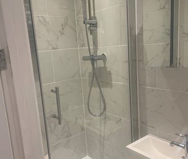 Studio Flat, Sunnymede Drive, IG6 - Photo 4