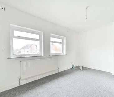 Lily Gardens, Perivale, HA0 - Photo 3