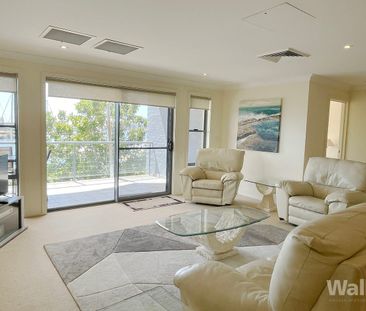 PLEASE DO NOT ATTEND THE PROPERTY BOOK YOUR ONLINE VIDEO TOUR – SEE... - Photo 1