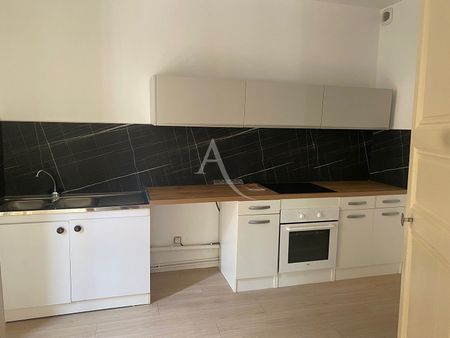 Location Appartement 2 pièces 66m² - Photo 4