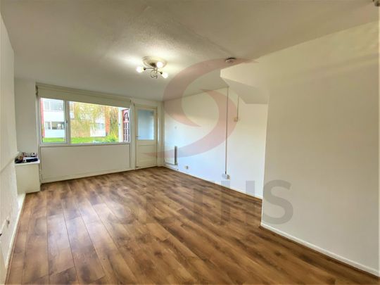 Telford Way, LE5, Leicester - Photo 1