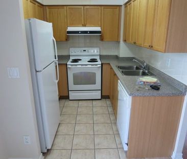 For Lease - 11 Oneida Crescent Unit# 204, Richmond Hill, Ontario - Photo 6