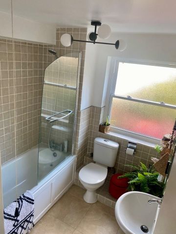 2 Bed Flat, Denmark Villas, BN3 - Photo 5