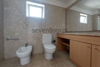 Apartamento T2+1 em Porto