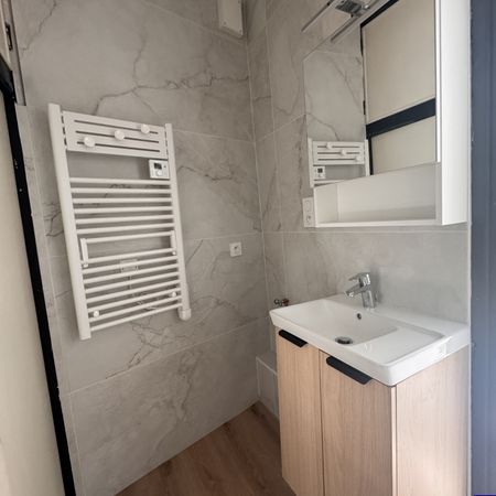 Location Appartement 2 pièces 35m² TULLE 19000 - Photo 3