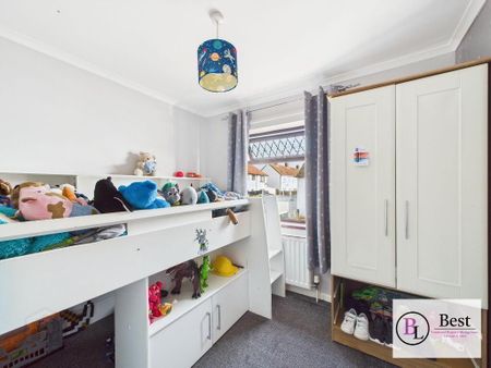 54 Pinewood Avenue, Carrickfergus, BT38 8EW - Photo 5