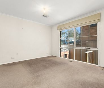 7 View Street, Pascoe Vale VIC 3044 - Photo 2