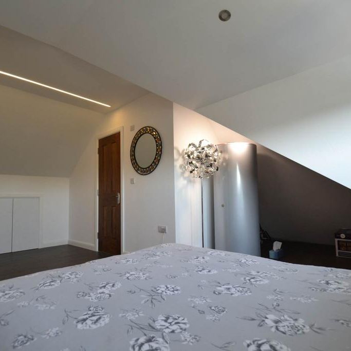 1 bedroom in a house share to rent - Photo 1