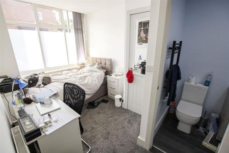 5 bedroom house to rent - Photo 3