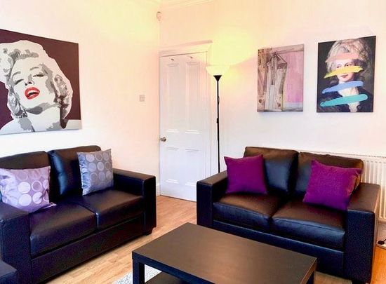 3 bedroom house share to rent - Photo 1