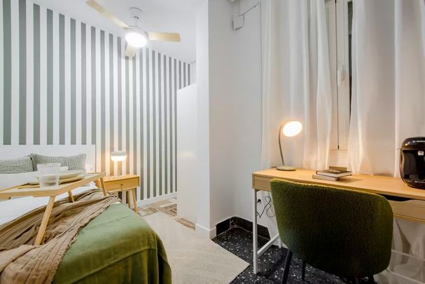 Calle del Castillo, Madrid, Community of Madrid 28010 - Photo 1