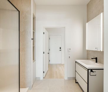 2800 Thimens, Montréal, QC - Photo 1