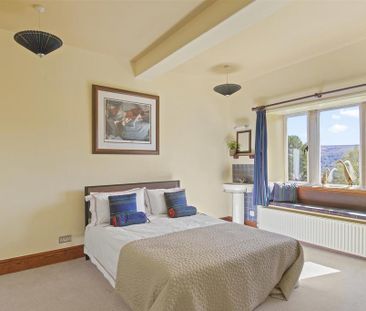 5 bedroom detached house to rent - Photo 4