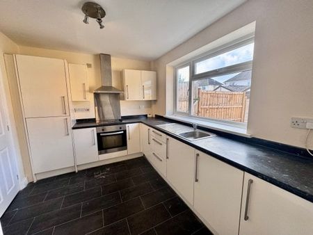 Southchurch Drive, Clifton, NG11, Property for rent - Photo 4