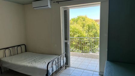 Studio/Γκαρσονιέρα για ενοικίαση Αμπελόκηποι (Πάτρα) - Photo 4