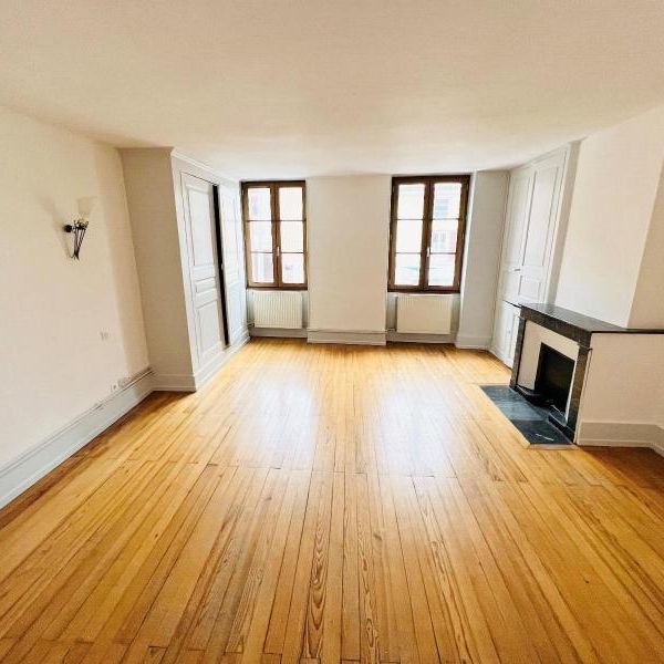 Location Appartement 3 pièces 85m² CHARNAY LES MACON 71850 - Photo 1
