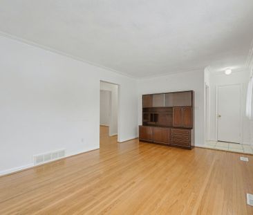 For Lease - 18 Gower Court, Halton Hills, Ontario - Photo 4