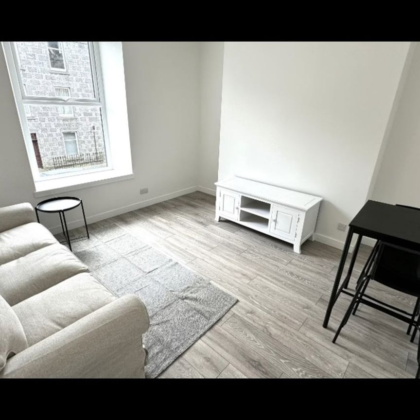 2 Bed Flat, Summerfield Terrace, AB24 - Photo 1