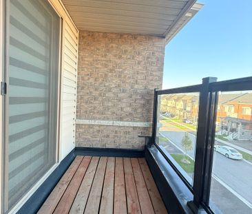 For Lease - 1071 Lockie Drive, Oshawa, Ontario - Photo 6