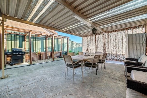 Stunning Family Home - Photo 1