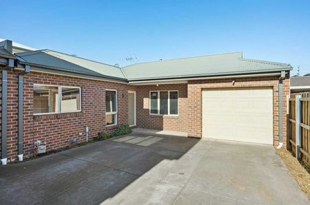 Register to Inspect / Peaceful, Private & Perfectly Positioned – A Hidden Gem in Altona North - Photo 4