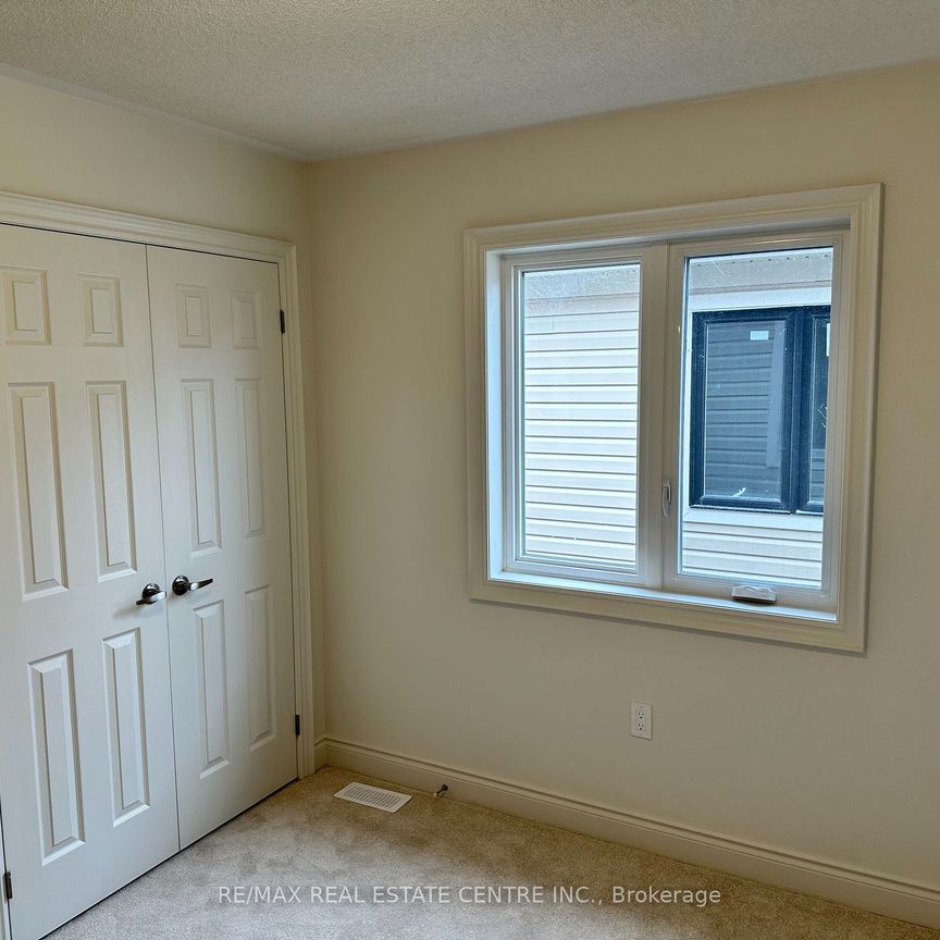 Semi-Detached Home For Lease | X8139066 - Photo 1