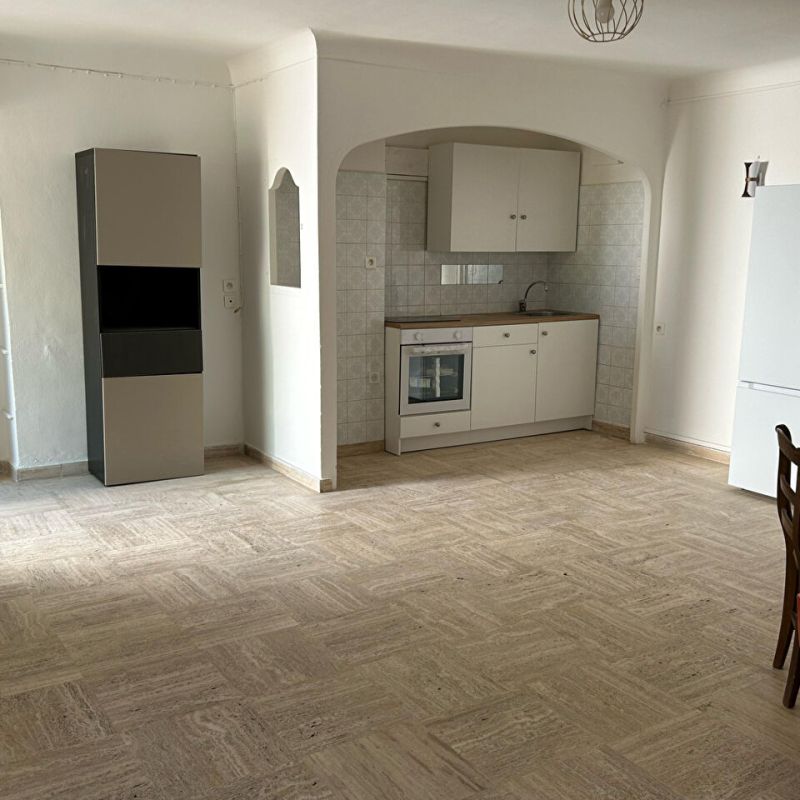 Charmant appartement 2 pièces meublé à Maussane-les-Alpilles - Photo 1