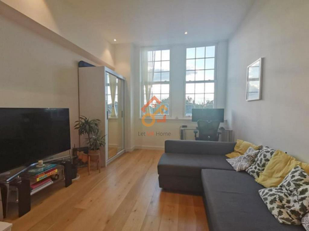 1 bedroom flat to rent - Photo 2