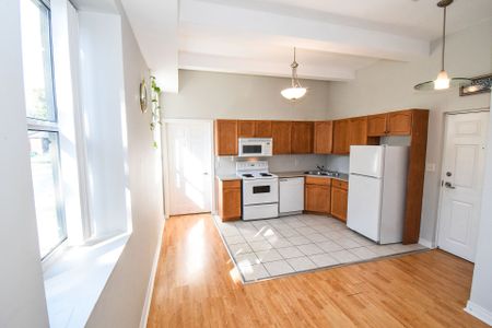 For Lease - 6365 DRUMMOND Road Unit# 114, Niagara Falls, Ontario - Photo 3