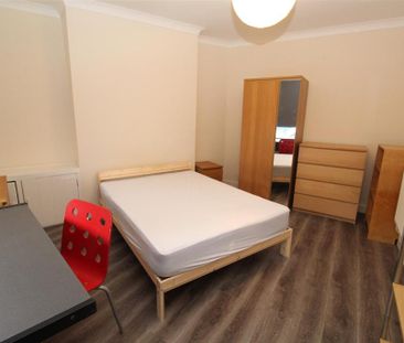 6 bedroom house to rent - Photo 3