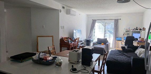 🏡 CESSION DE BAIL – 1 MOIS GRATUIT + INTERNET INCLUS - Magnifique Condo 2018 à Sainte-Foy - 4 ½ AU REZ-DE-CHAUSSÉE - Photo 2