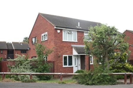 1 bedroom semi-detached house to rent - Photo 3