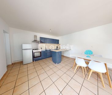 House - Photo 3