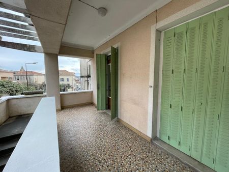 Location Appartement 4 pièces 109m² AUBENAS 07200 - Photo 4